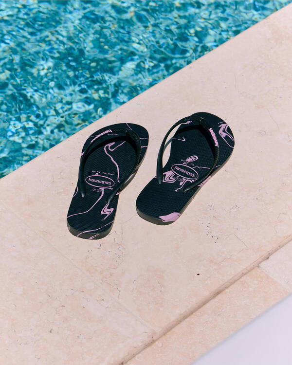 Slim Marble Thongs