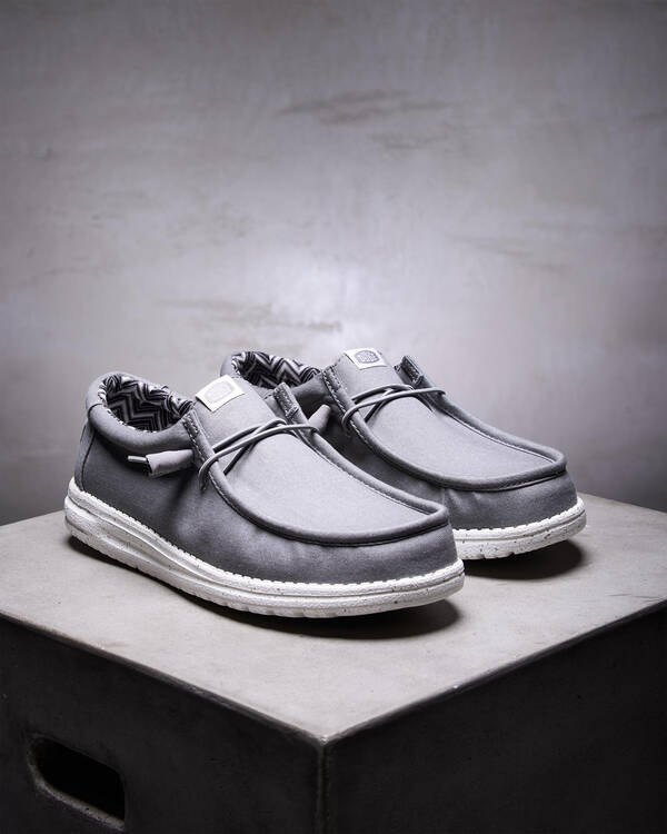 Wally Canvas Shoes