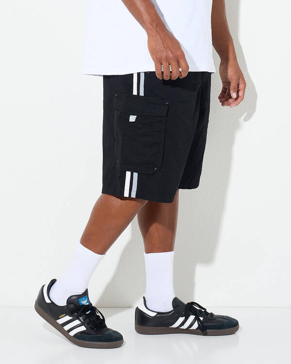 8-Ball Elastic Cargo Shorts