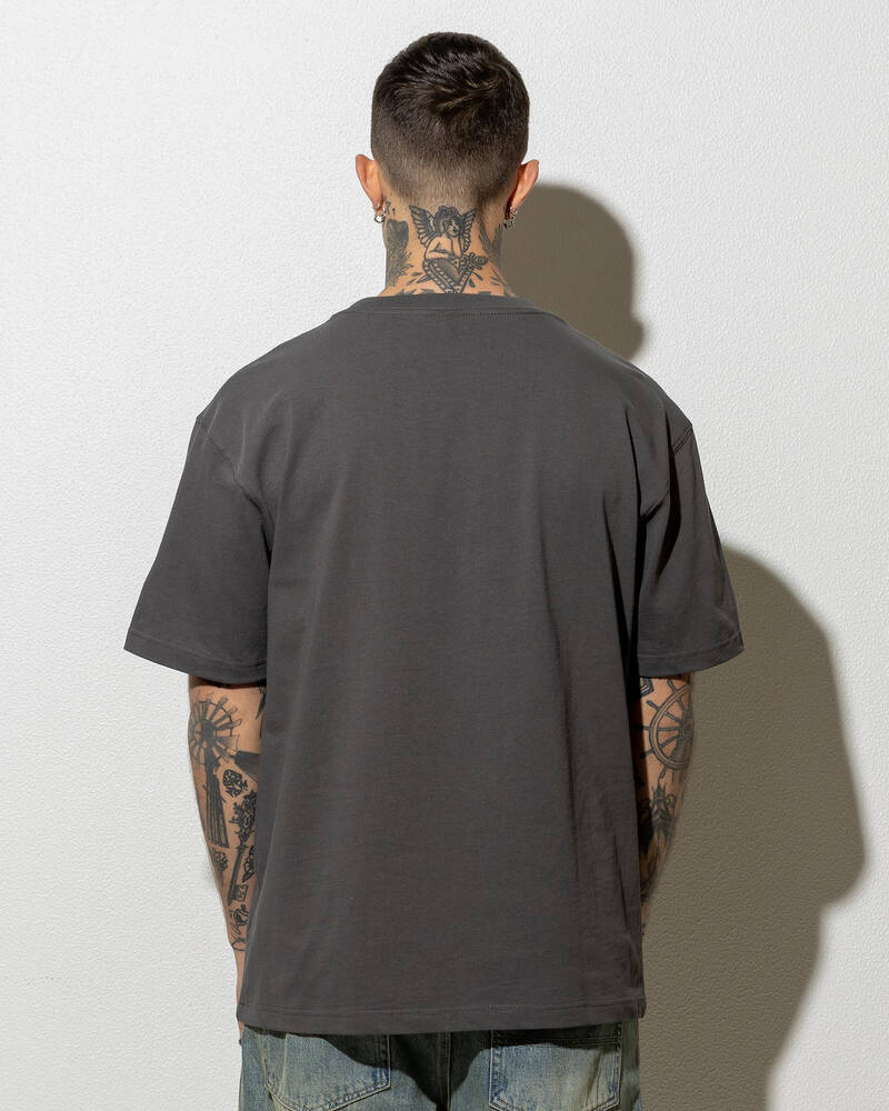 Worship Supplies Throws T-Shirt for Mens