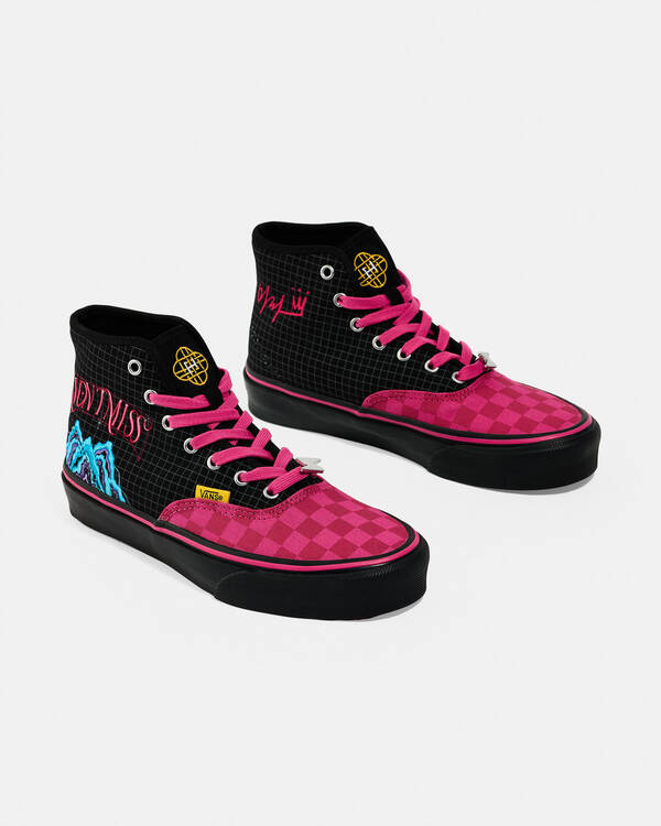 Vans Big Kids' KPop Demon Hunters Authentic Hi Shoes for Unisex