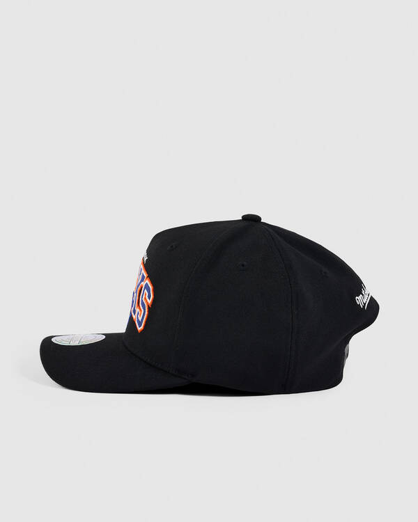 Mitchell & Ness New York Knicks Arch 110 Snapback Cap for Mens