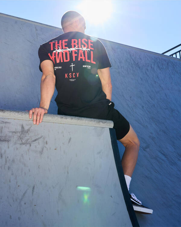 Kiss Chacey Diluted Dual Curve T-Shirt for Mens