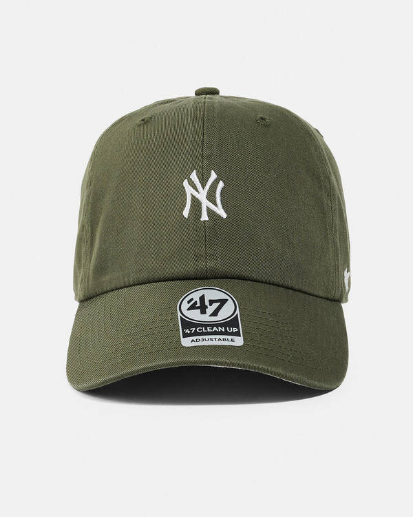 Clean Up Base Runner New York Yankees Cap