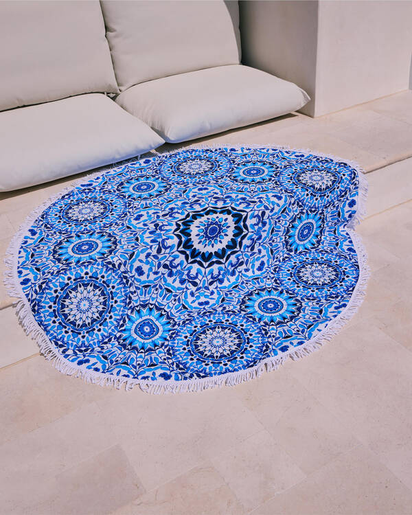 Arabesque Round Towel