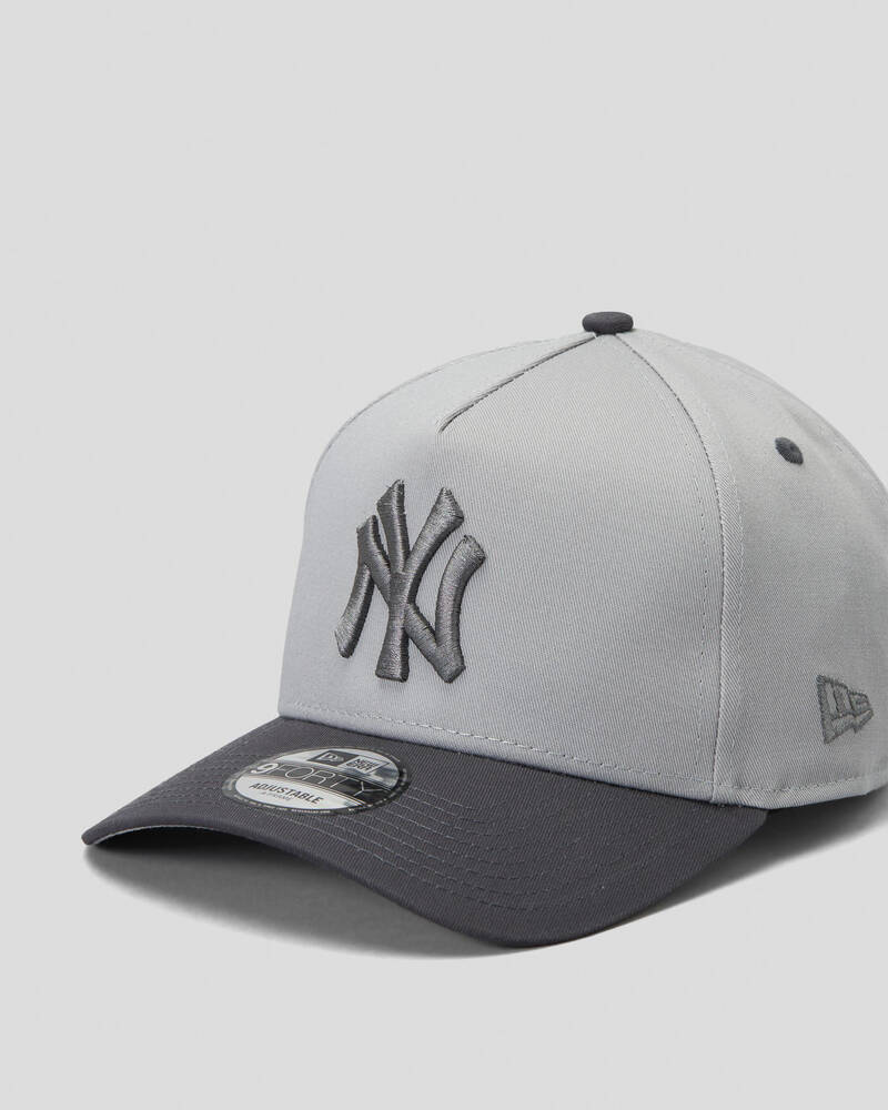 New Era New York Yankees Overcast 9Forty A-Frame Snapback Cap for Mens