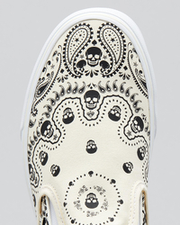 Vans Classic Slip-On Shoes for Mens image number null