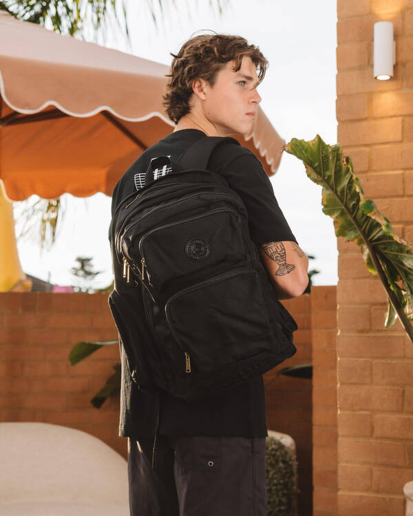 Finesse Backpack