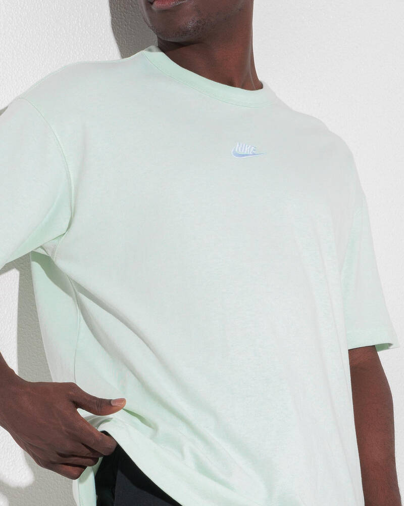 Nike Loose Premium Essential T-Shirt for Mens
