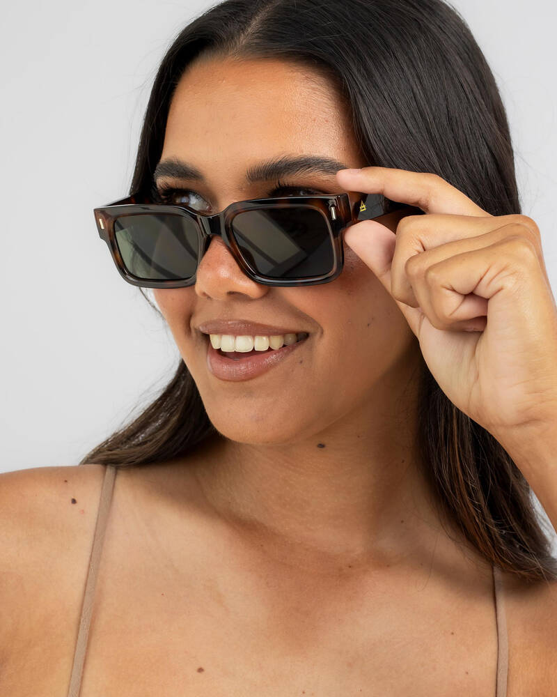 Aire Castor Sunglasses for Womens