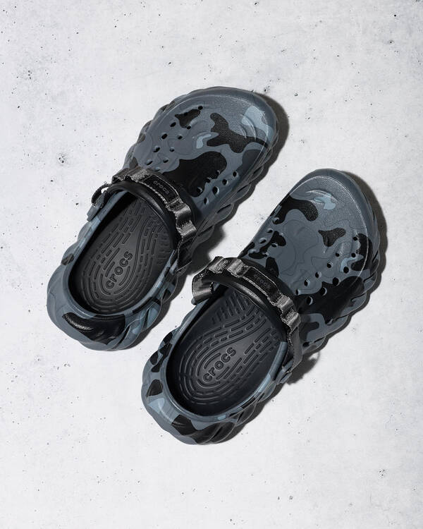 Crocs Echo Duck Camo Clogs for Unisex
