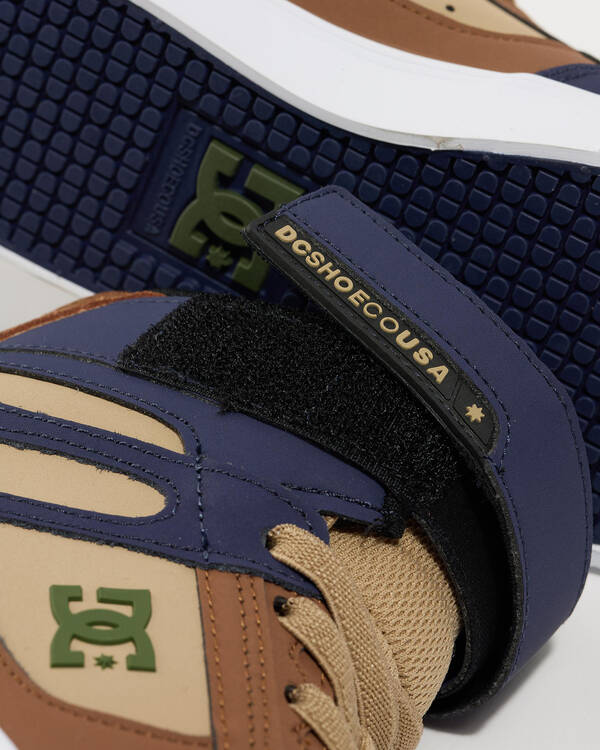 DC Shoes Boys' Pure High - Top EV Shoes for Mens