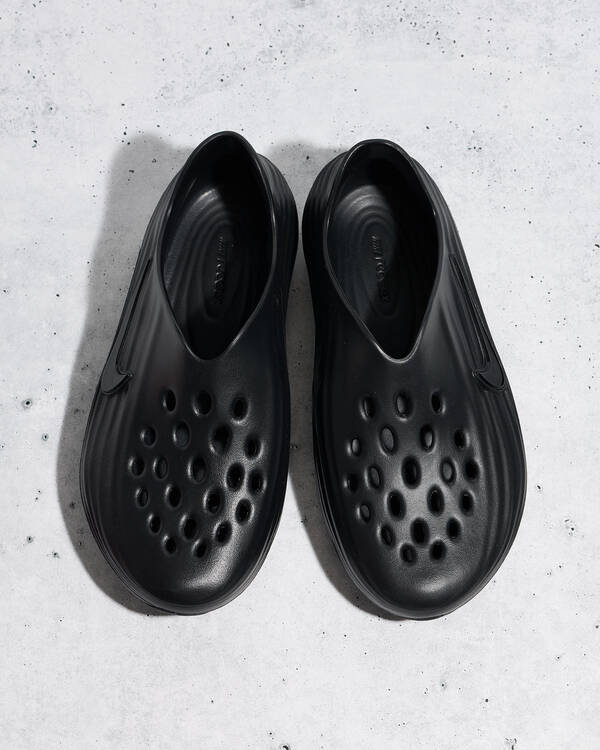 Nike ReactX Rejuven8 Shoes for Mens