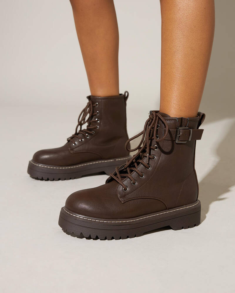 Jonnie Dakota Boots for Womens