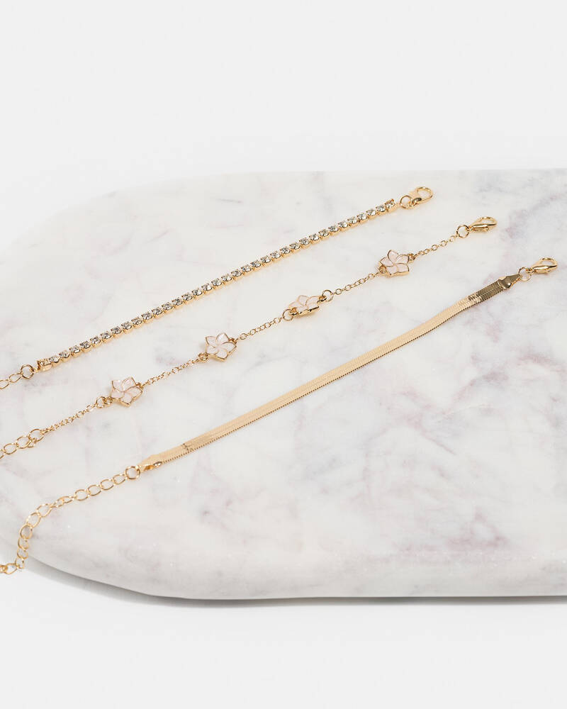 Karyn In LA Frangipani Pearl Bracelet Pack for Womens