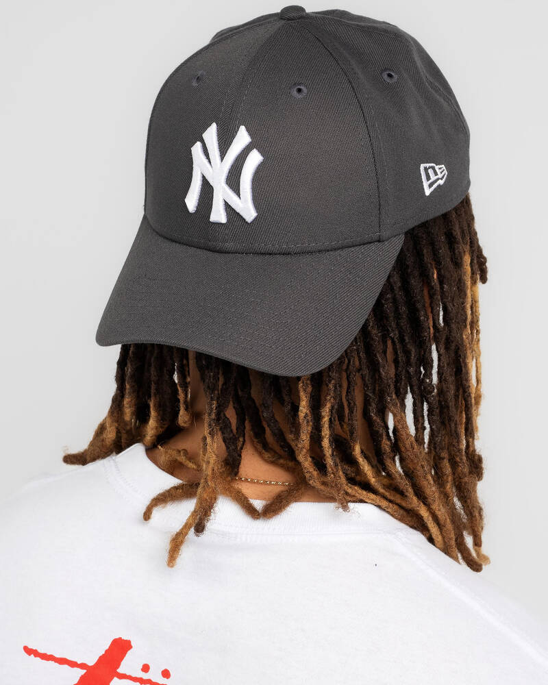 New Era New York Yankees 9Forty Snapback Cap for Mens