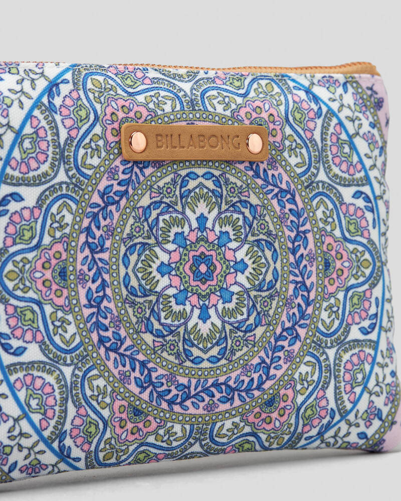 Billabong Summerside Makeup Case for Womens