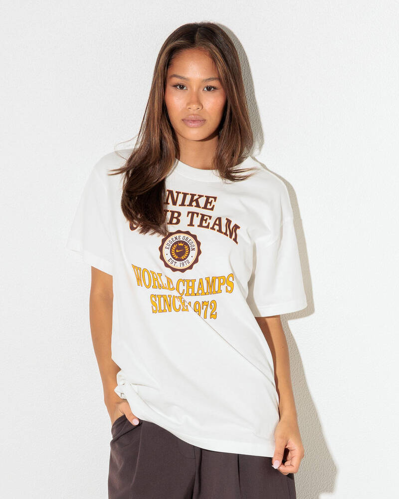 Nike Classic Boyfriend Champ T-Shirt for Womens