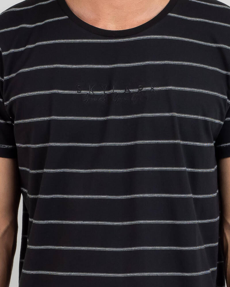 Skylark Curved T-Shirt for Mens