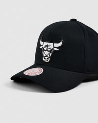 Mitchell & Ness Chicago Bulls Pro Pinch Snapback Cap for Mens image number null