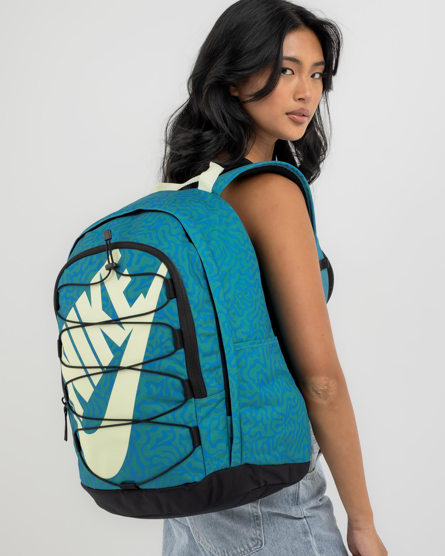 floral backpack nike Brasilia Backpack, Diffused Blue/Black/Black, MISC : Clothing, Shoes & Jewelry it also features a front zip pocket and side pouch for quick access to smaller essentials Nike Aura Floral Backpack -