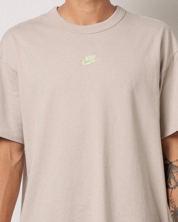 Nike Loose Premium Essential T-Shirt for Mens