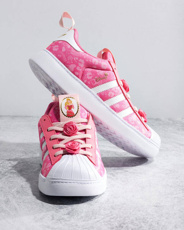 adidas Girls' Superstar Quickon Shoes for Womens