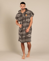 Skylark Tide Breaker Hooded Towel for Mens image number null