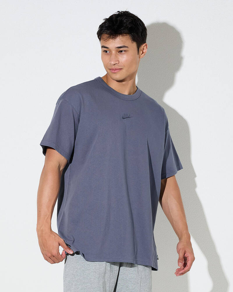 Nike Loose Premium Essential T-Shirt for Mens