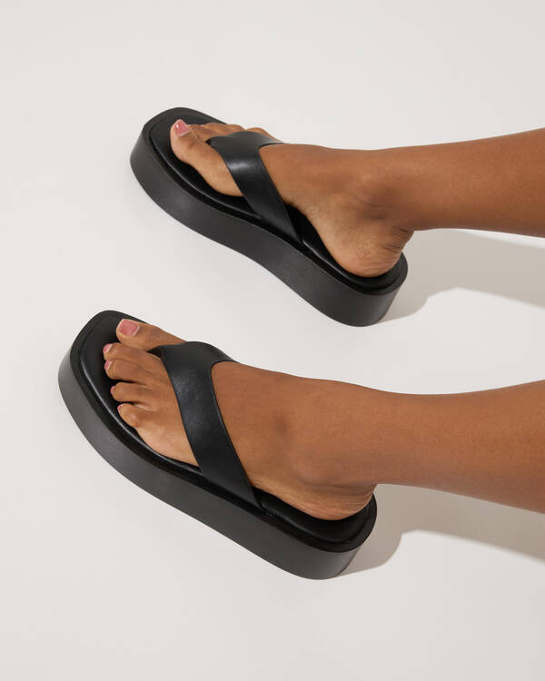 Hadid Flatform Shoes