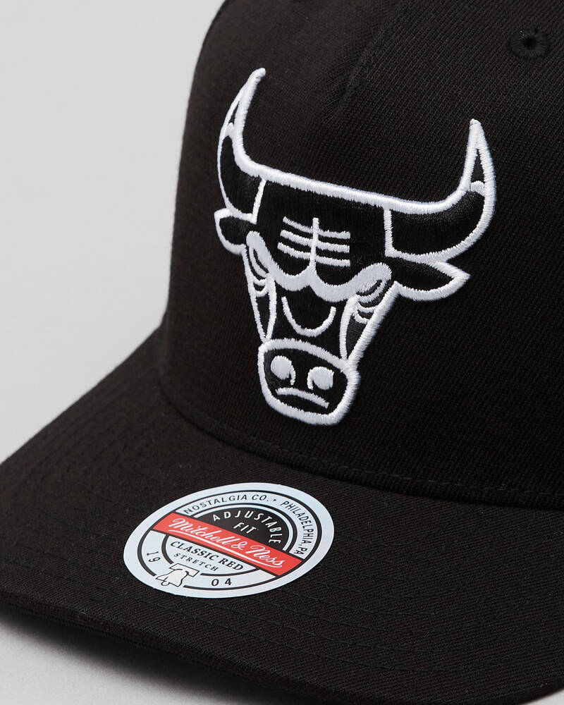 Mitchell & Ness Chicago Bulls Team Logo Snapback Cap for Mens