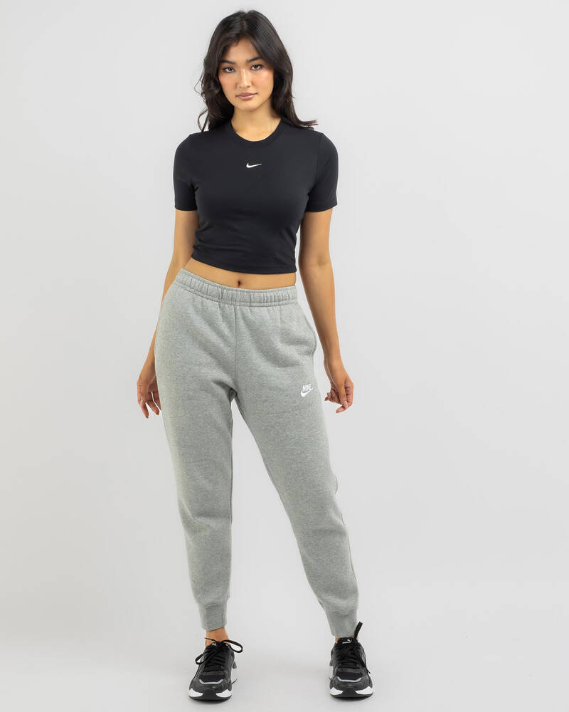 Nike Essential Slim Cropped T-Shirt for Womens