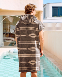 Skylark Tide Breaker Hooded Towel for Mens image number null
