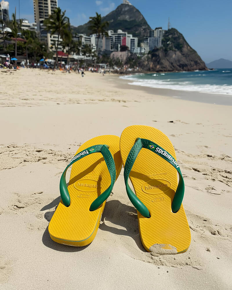Havaianas Brazil Logo Thongs for Unisex