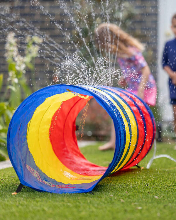 Sprinkle 'N Splash Tunnel