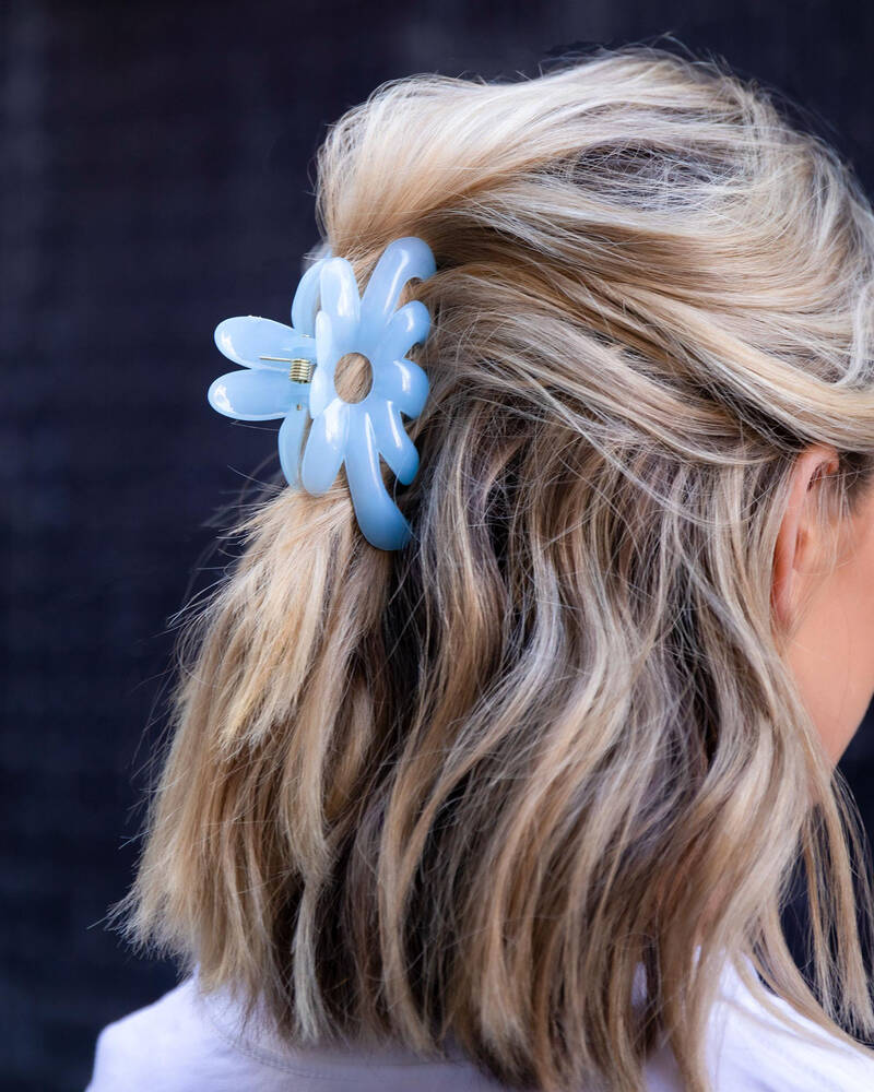 Karyn In LA Daisy Claw Hair Clip for Womens