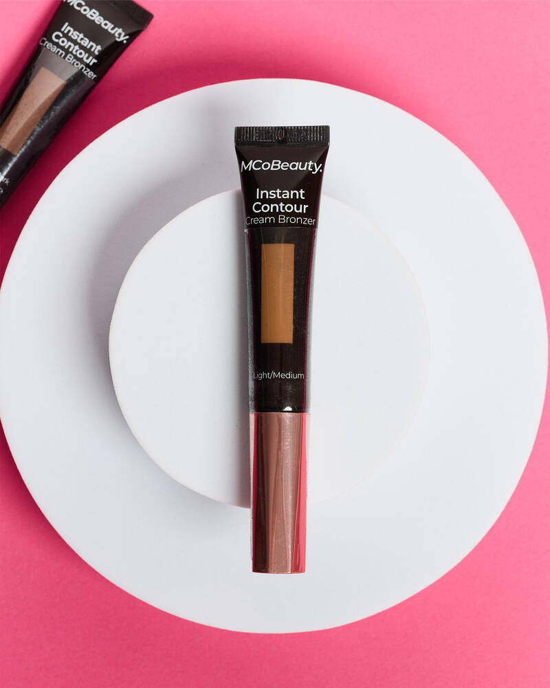 MCo Beauty Instant Contour Beauty Wand for Womens