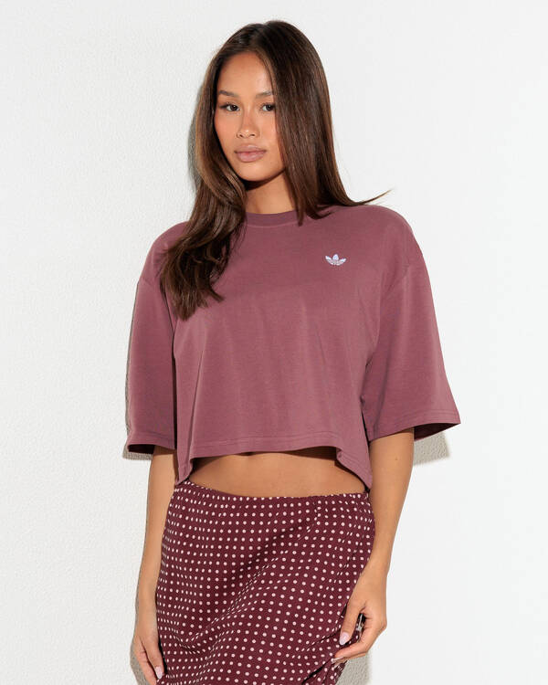 Essential Cropped T-Shirt