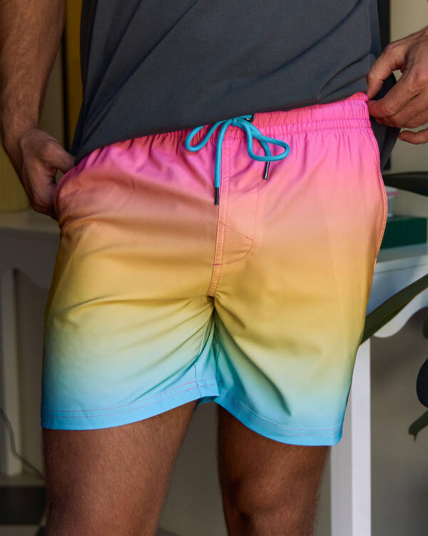 Raise Elastic Waist Shorts