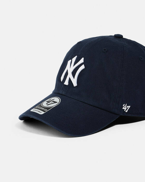 Forty Seven Clean Up Core New York Yankees Cap for Womens