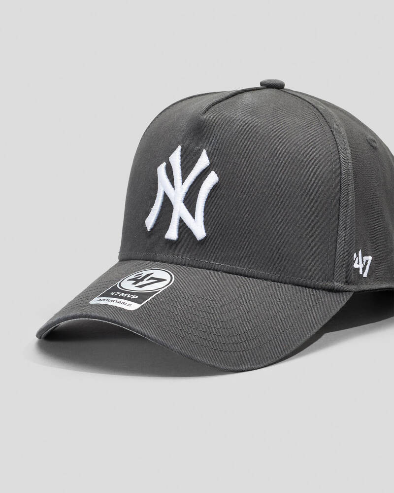 Forty Seven New York Yankees 47 MVP DT Snapback Cap for Mens