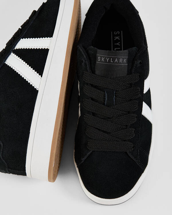 Skylark Boys' Geo Court Shoes for Mens