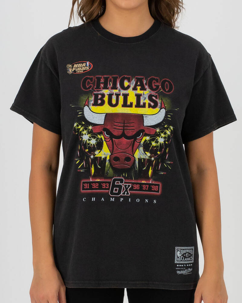 Mitchell & Ness Bulls Last Dance Champs T-Shirt for Womens