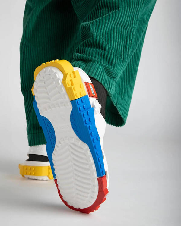 Crocs Classic 4LW System Clogs for Mens