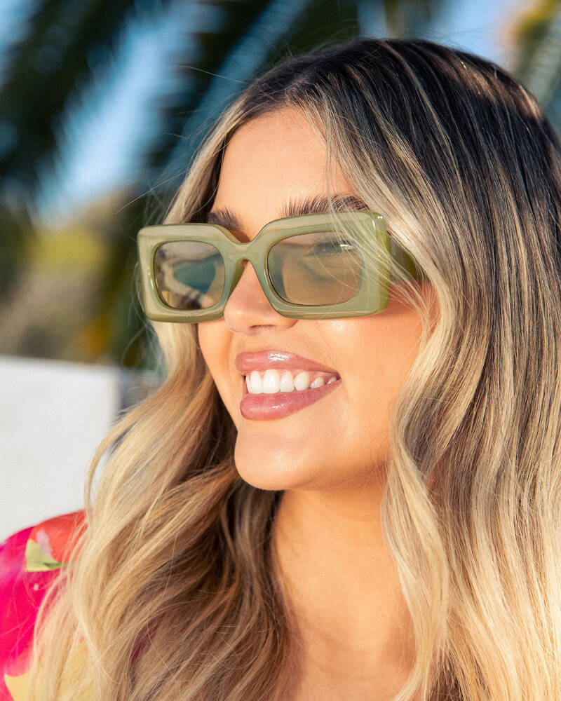 Reality Eyewear Twiggy Sunglasses for Womens