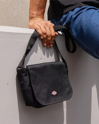 Dickies Basic Courier Bag for Mens image number null
