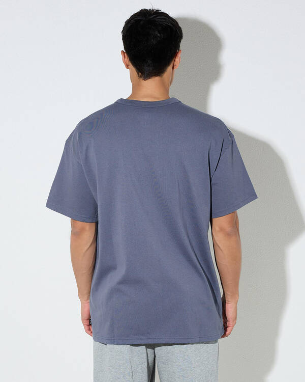 Nike Loose Premium Essential T-Shirt for Mens