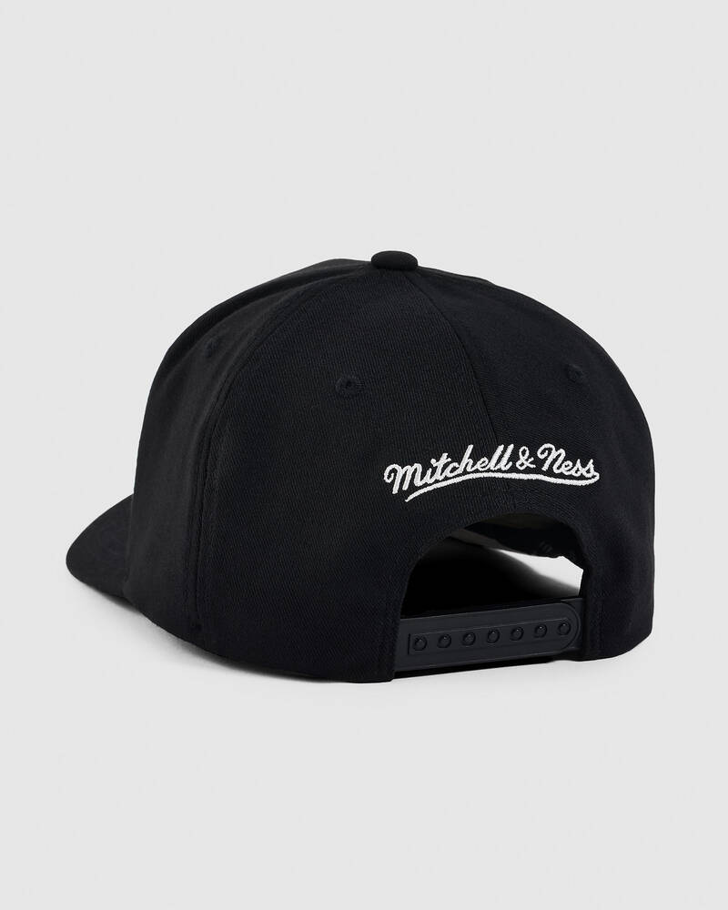 Mitchell & Ness New York Knicks Arch 110 Snapback Cap for Mens