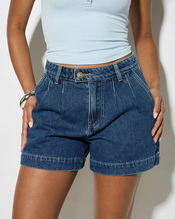Lady Di Pleated Shorts