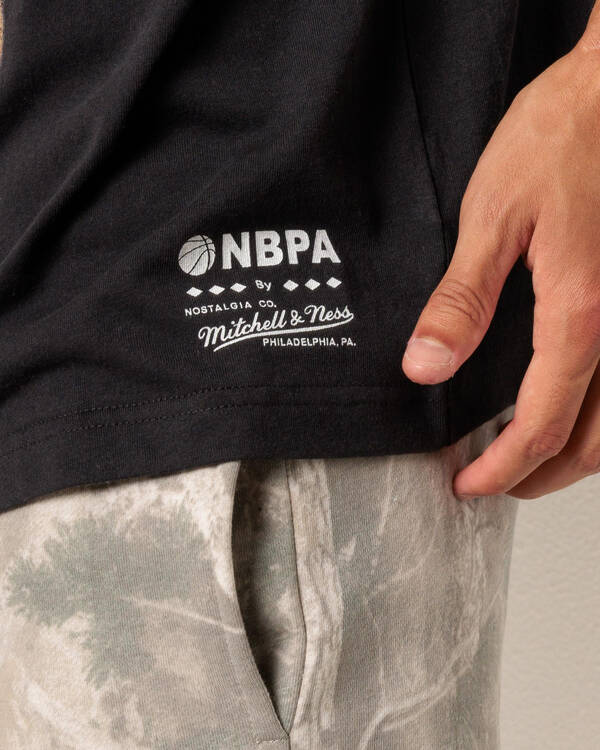 Mitchell & Ness Giannis Antetokounmpo Big Head T-Shirt for Mens